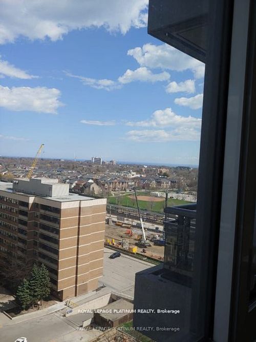 1206-286 Main St, Toronto, ON, M4C0B3 | Card Image