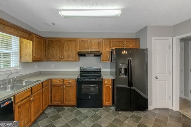 217 Vineyard Ridge Dr, House other with 4 bedrooms, 3 bathrooms and 2 parking in Griffin GA | Image 6