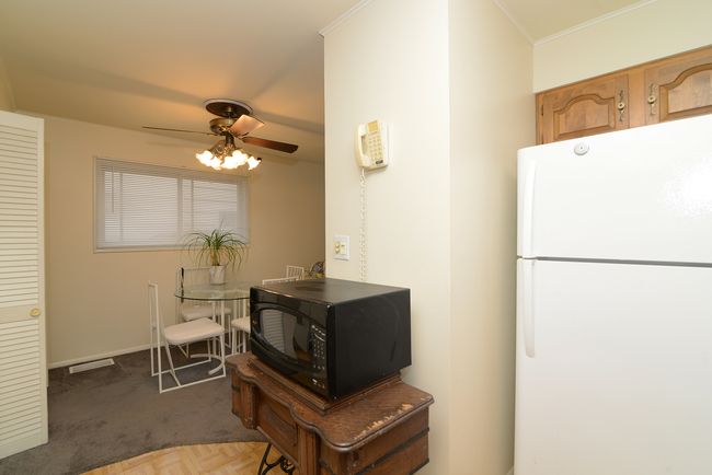 850 N Norman Ln, House other with 3 bedrooms, 2 bathrooms and null parking in Wheeling IL | Image 5
