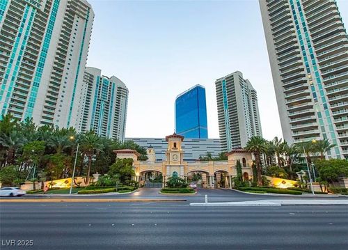 1706-2747 Paradise Rd, Las Vegas, NV, 89109-9058 | Card Image