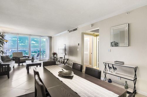 1129-2501 Ocean Dr, Hollywood, FL, 33019-2660 | Card Image
