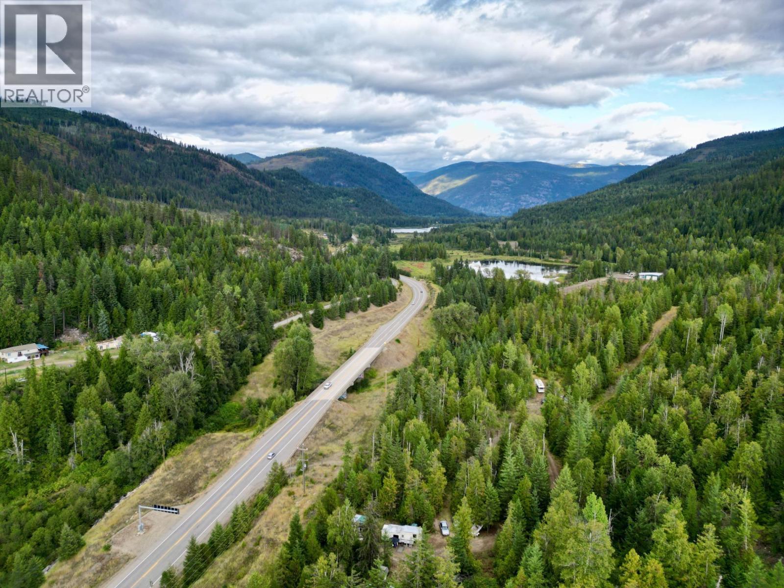 Land in Salmo 4