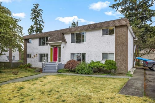 723 Nightingale Cres, Nanaimo, BC, V9S2N7 | Card Image