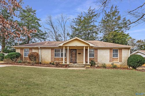 2107 Rodgers Dr Ne, Huntsville, AL, 35811-2327 | Card Image