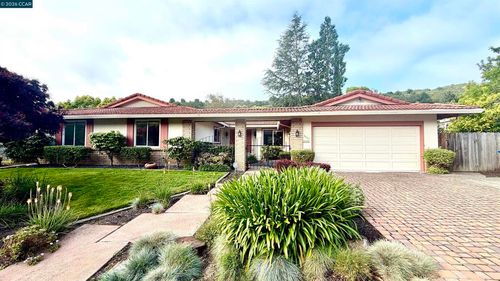 3941 Campolindo Dr, Moraga, CA, 94556-1551 | Card Image