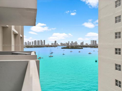 apt-823-1200 West Ave, Miami Beach, FL, 33139-4317 | Card Image