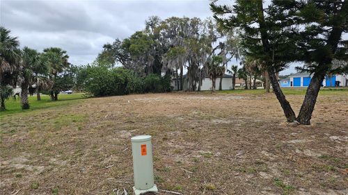 209 W Badger Ave, Eustis, FL, 32726-4504 | Card Image