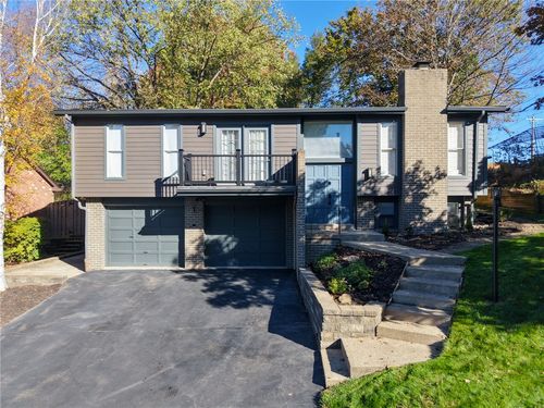 4 Bethany Dr, Pittsburgh, PA, 15215-1208 | Card Image