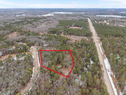 W2074 Great Bear Road, Menominee, WI, 54135 | Card Image