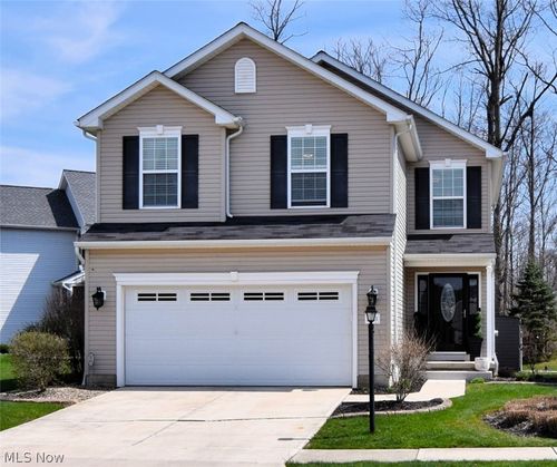 10411 Redbud Drive, Aurora, OH, 44202 | Card Image