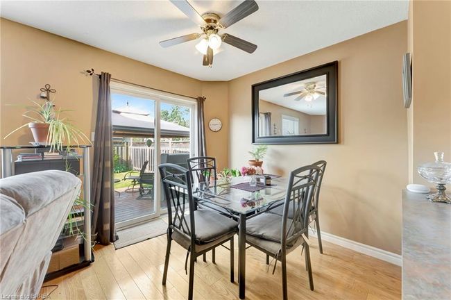 88 Foxborough Dr, Townhouse with 3 bedrooms, 2 bathrooms and 3 parking in Ancaster ON | Image 10