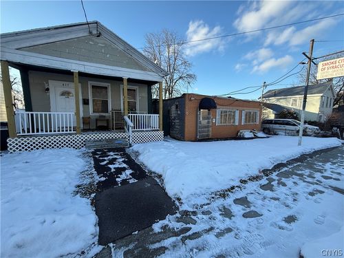 417 Wolf St, Syracuse, NY, 13208-1125 | Card Image
