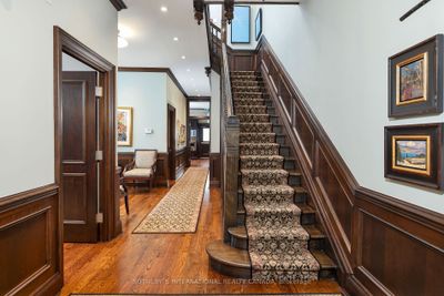 12 Madison Ave, House other with 7 bedrooms, 3 bathrooms and 9 parking in Toronto ON | Image 3