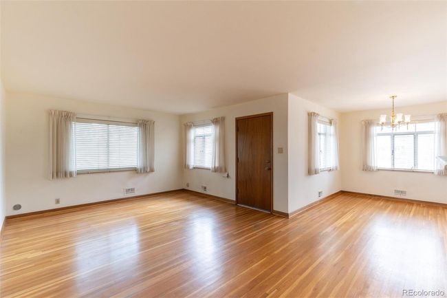 5582 E Colorado Ave, House other with 4 bedrooms, 3 bathrooms and 2 parking in Denver CO | Image 4