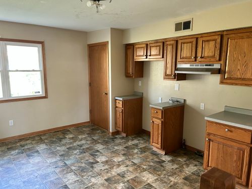 9096 N 95th St, Milwaukee, WI, 53224 | Card Image