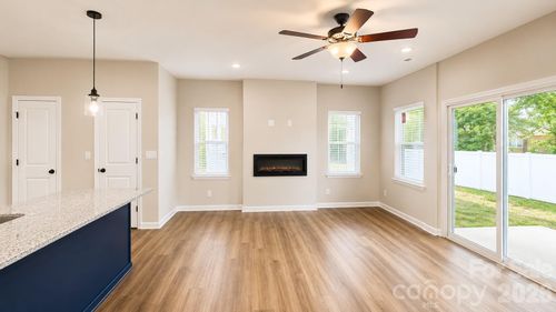 5941 Wallace Ave, Charlotte, NC, 28212-2397 | Card Image