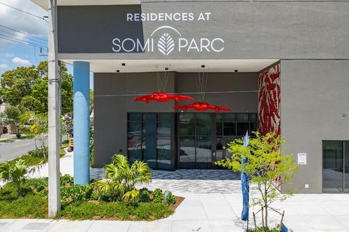 602-5961 Sw 68th St, South Miami, FL, 33143-3547 | Card Image