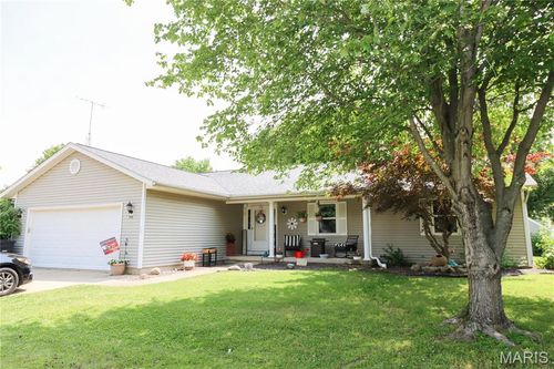 708 Ash St, Greenville, IL, 62246-1372 | Card Image