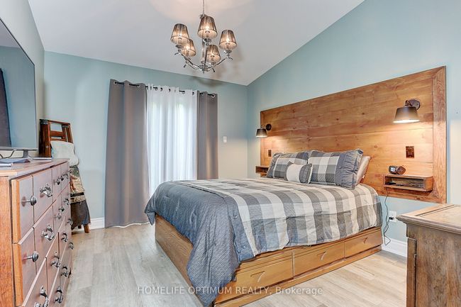 32 O'dell Lane, House other with 2 bedrooms, 1 bathrooms and 3 parking in Willow Beach ON | Image 24