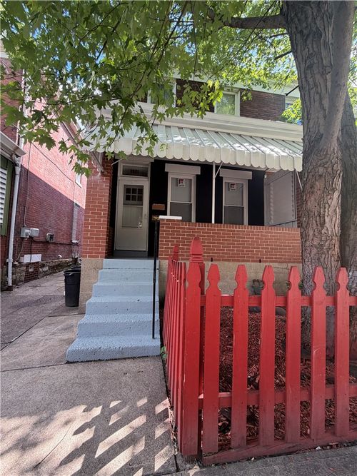 1921 Wayne St, Swissvale, PA, 15218-2442 | Card Image