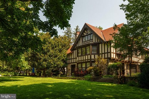 408 Barbara Ln, BRYN MAWR, PA, 19010-2128 | Card Image