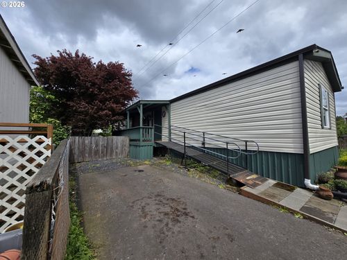 1530 Tamarack St, Sweet Home, OR, 97386-1088 | Card Image