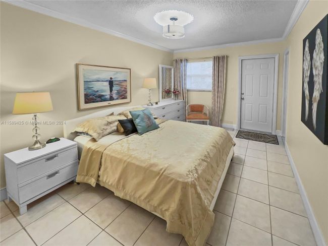 124 - 415 Ne 2nd St, Condo with 2 bedrooms, 2 bathrooms and null parking in Hallandale Beach FL | Image 5