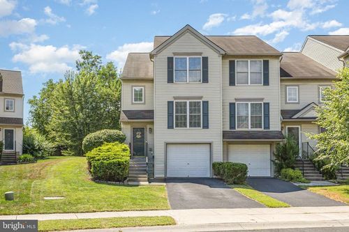 53 Woodmyre Ln, ENOLA, PA, 17025-1552 | Card Image