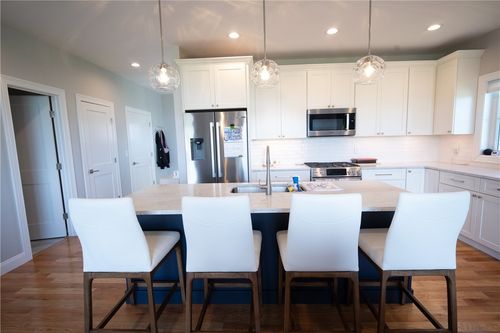 153 Revolution Way, Middletown, RI, 02840 | Card Image