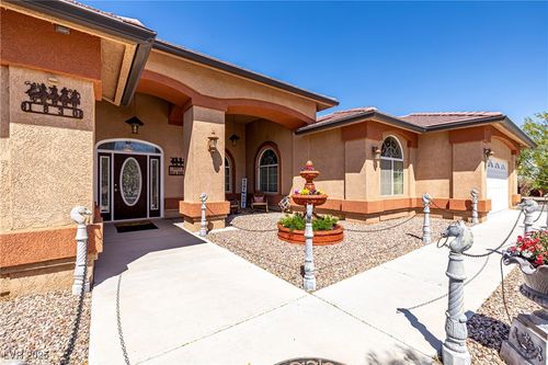 1830 E Fuchsia St, Pahrump, NV, 89048-8355 | Card Image