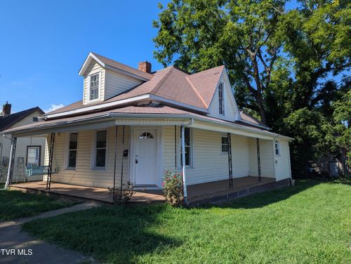 900 Grover St, Johnson City, TN, 37601-6926 | Card Image