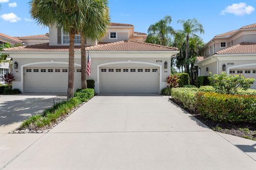 202-4710 Shinnecock Hills Ct, NAPLES, FL, 34112-7946 | Card Image