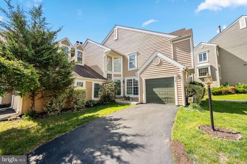 43793 Stonebridge Dr, ASHBURN, VA, 20147-5462 | Card Image