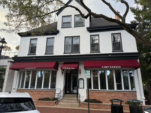 378 Park Ave, Glencoe, IL, 60022-1586 | Card Image