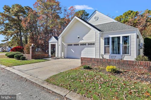 100 Deerfield Dr, Manahawkin, NJ, 08050-5443 | Card Image