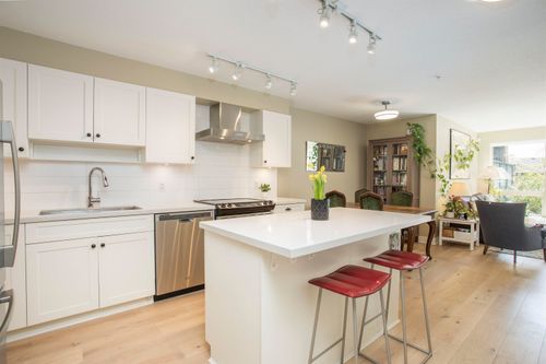 103-500 Royal Ave, New Westminster, BC, V3L0G5 | Card Image