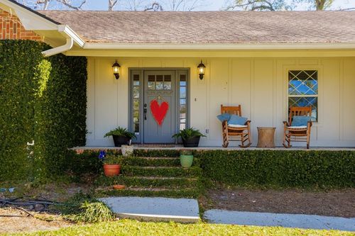412 Terrace Blvd, Valdosta, GA, 31602-2414 | Card Image
