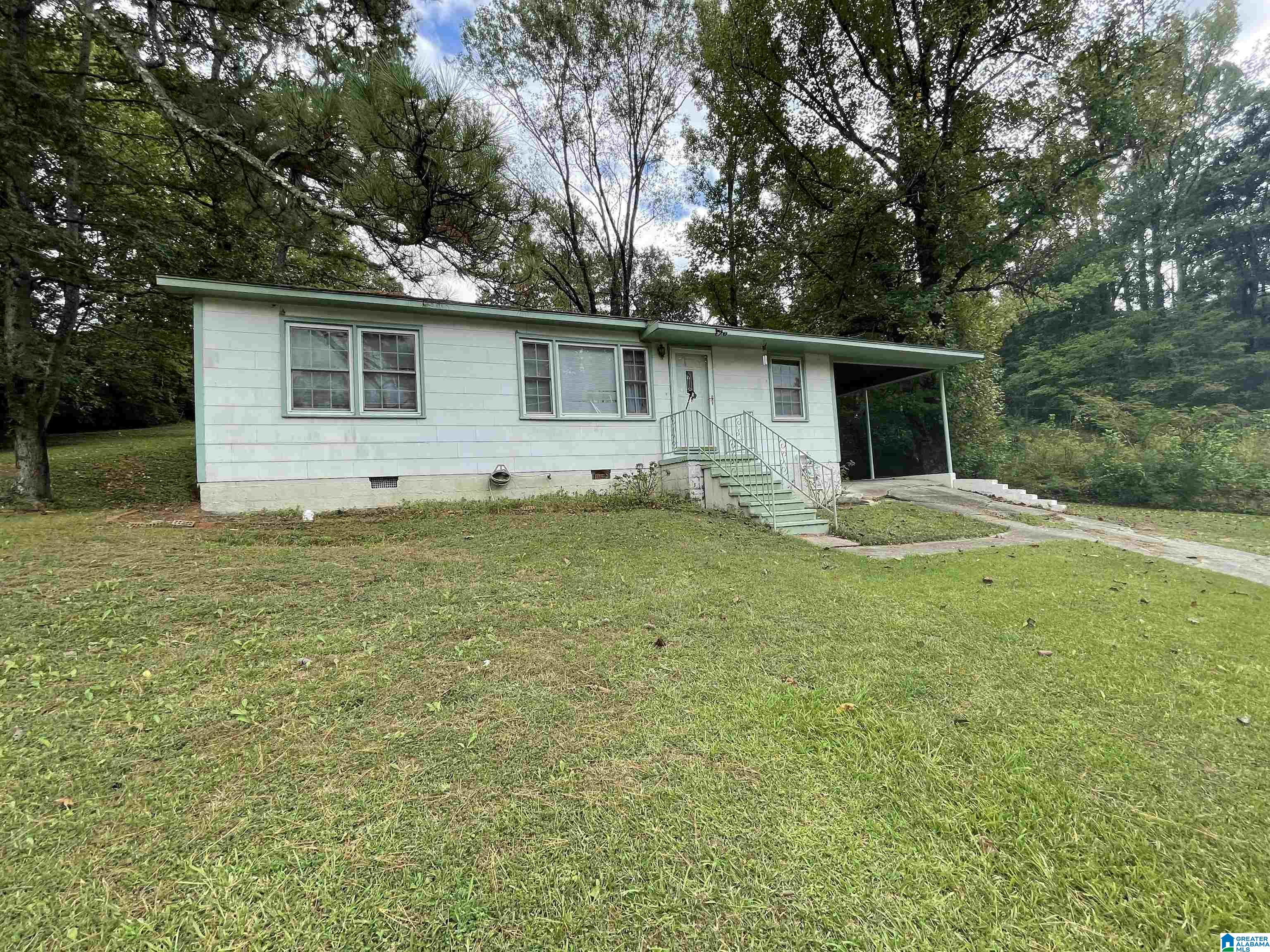 33rd St, Birmingham, AL 35207