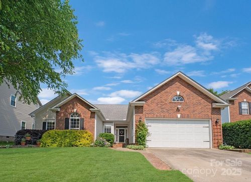 4797 Chesney St Nw, Concord, NC, 28027-2864 | Card Image