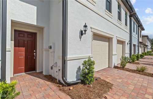 1587 Lake Jessup Cir, CAPE CORAL, FL, 33909-8894 | Card Image