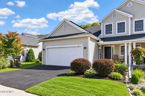10 Lori Jean Pl, Troy, NY, 12182-2449 | Card Image