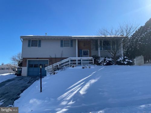 901 Denise Drive, BIRDSBORO, PA, 19508 | Card Image