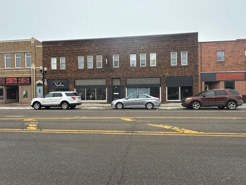 327 Main St S, Sauk Centre, MN, 56378-1348 | Card Image
