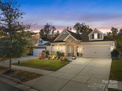 3933 Longmore Ln, Kannapolis, NC, 28081-7526 | Card Image