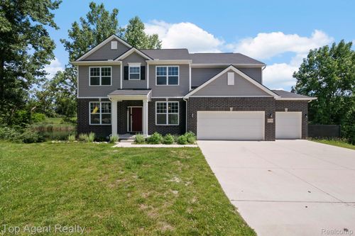 63770 Dequindre Rd, Washington Township, MI, 48095-2219 | Card Image
