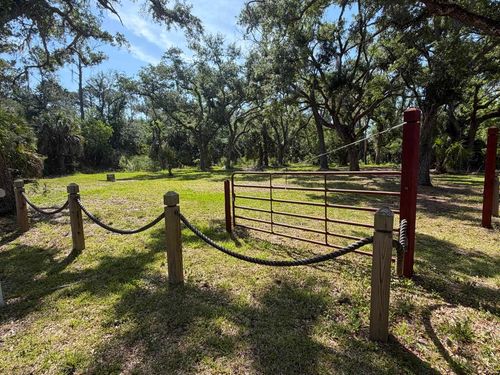 5747 E Bluefish Ln, PERRY, FL, 32348-8601 | Card Image