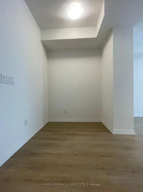 1110-8 Widmer St, Toronto, ON, M5V0W6 | Card Image