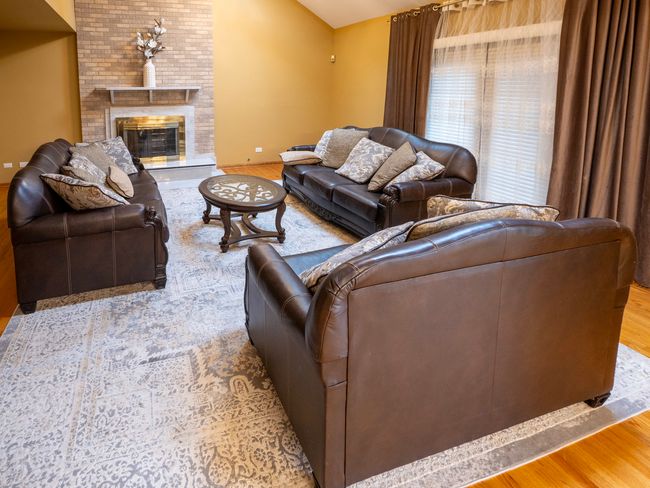1707 Frediani Ct, House other with 5 bedrooms, 5 bathrooms and 2 parking in Mount Prospect IL | Image 13