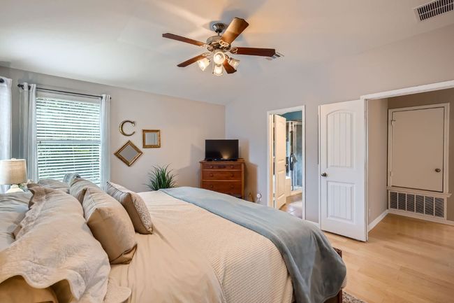 28 - 9412 Beechnut Dr, Condo with 3 bedrooms, 3 bathrooms and 4 parking in Austin TX | Image 13