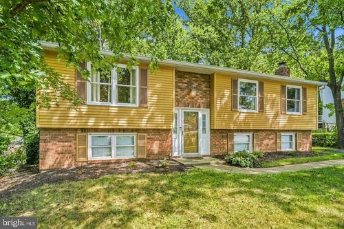 6603 Seward Rd, BOWIE, MD, 20720-3364 | Card Image